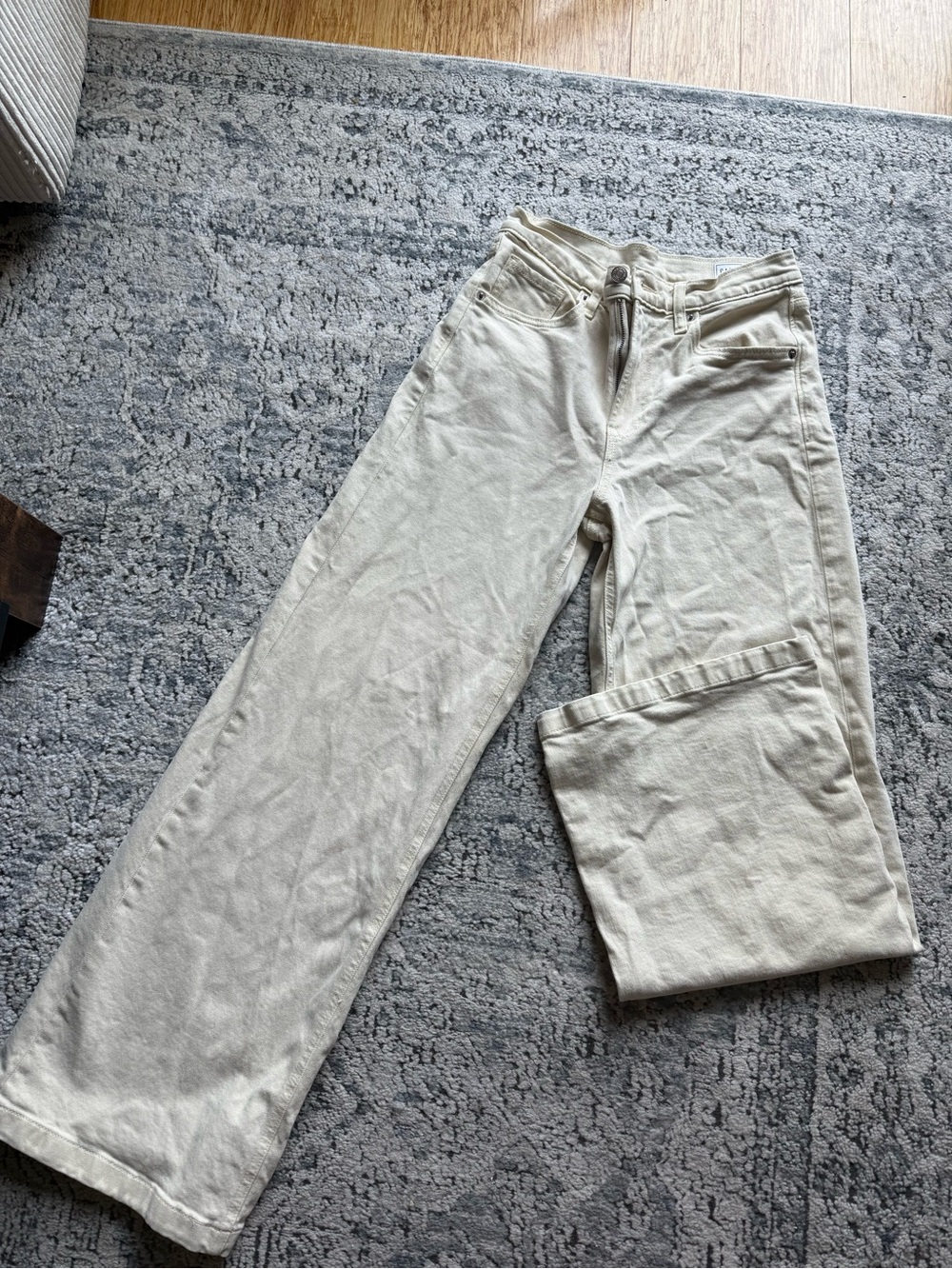 GAP Women's High-Rise Stride Wide Leg Jeans in Beach Pebble